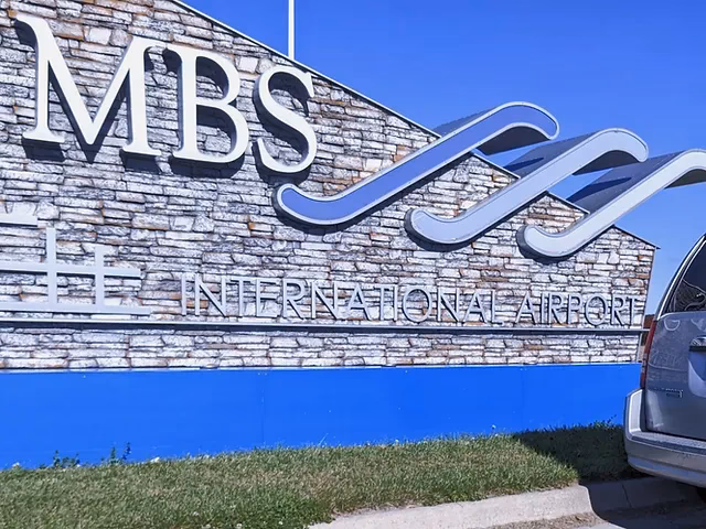 Which are the best taxi companies in Bay City, MI?