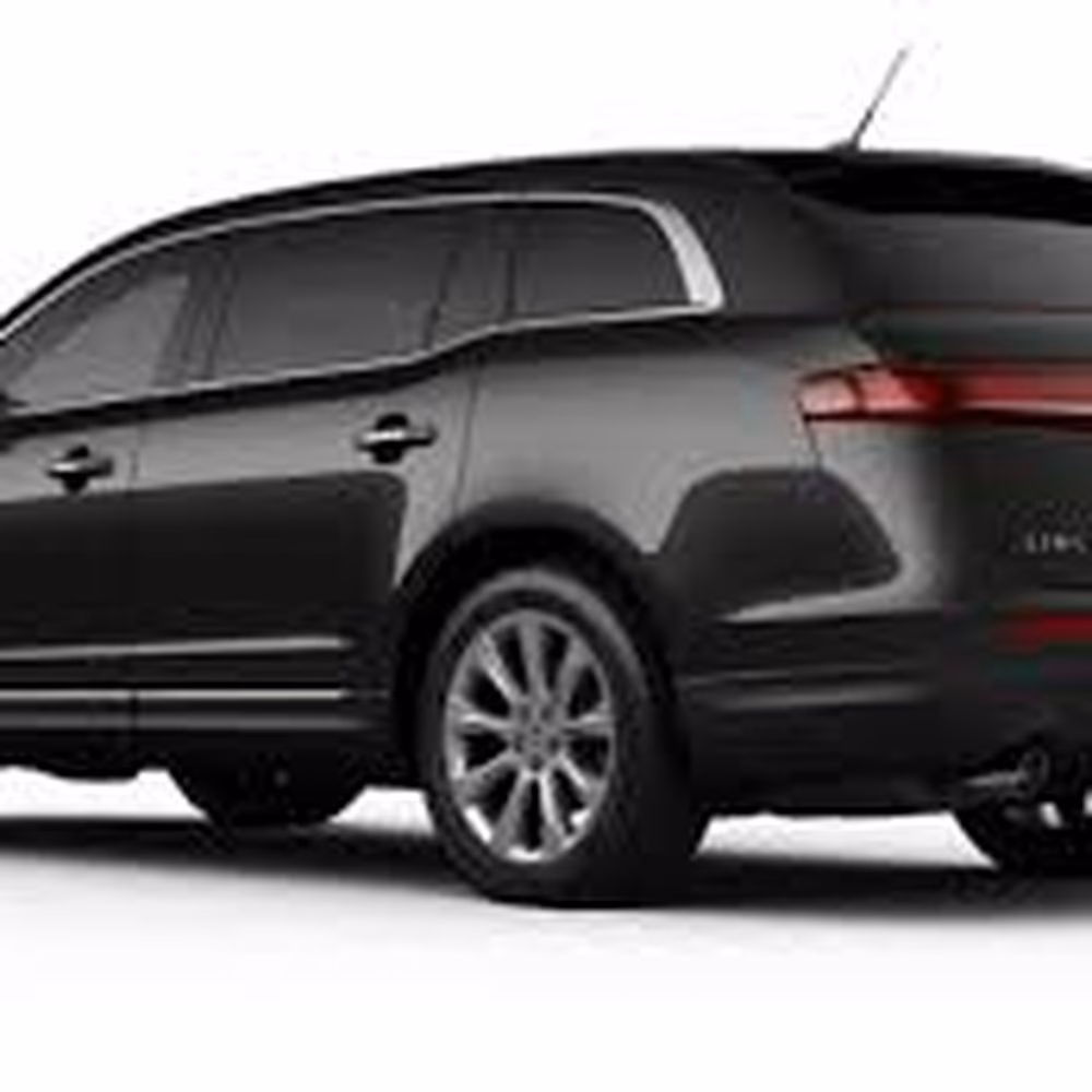 Who provides Ilminster taxi services?