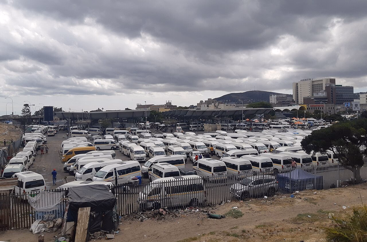 How do I get from Bellville to Mfuleni?