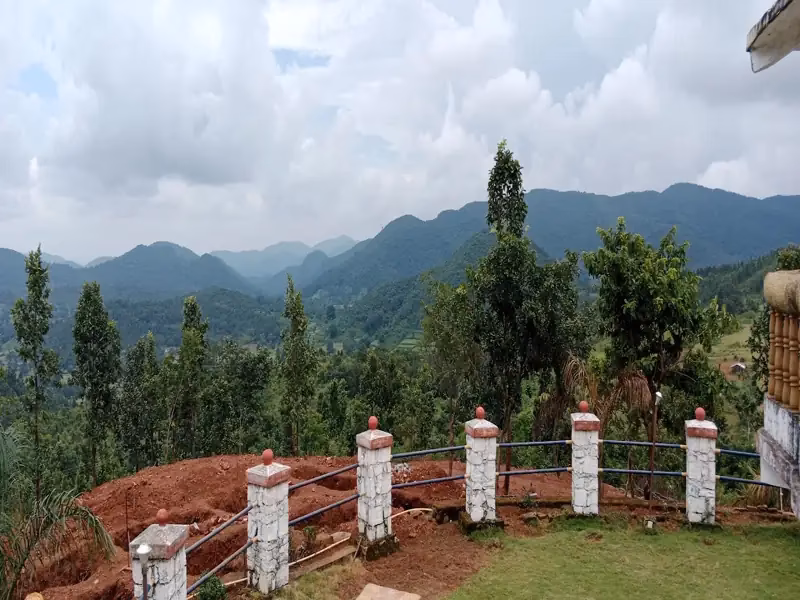 How to book Berhampur to Daringbadi bus ticket online?