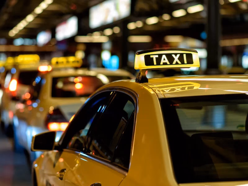 What is the best app to travel to Venice Italy?