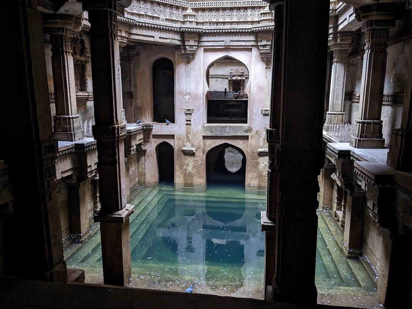 What is Ahmedabad to Adalaj & Rani ki vav stepwell tour?