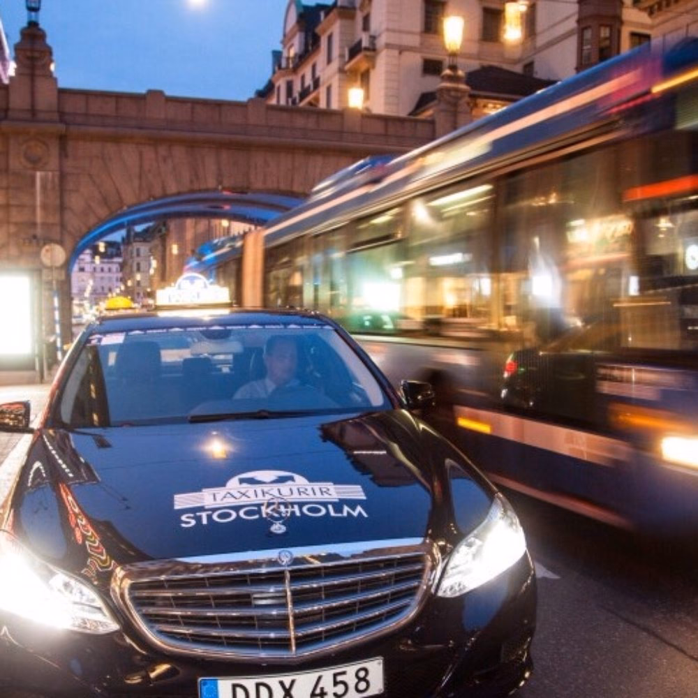 How to get around Stockholm by taxi?