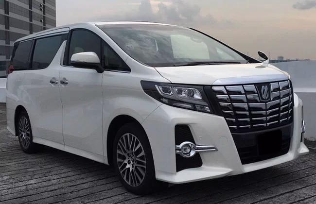 How do I book a taxi in Singapore?