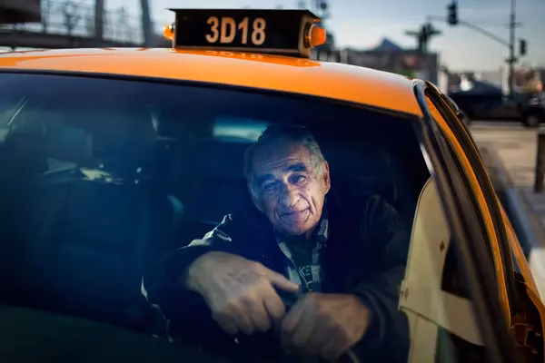 Why do taxi drivers work together?
