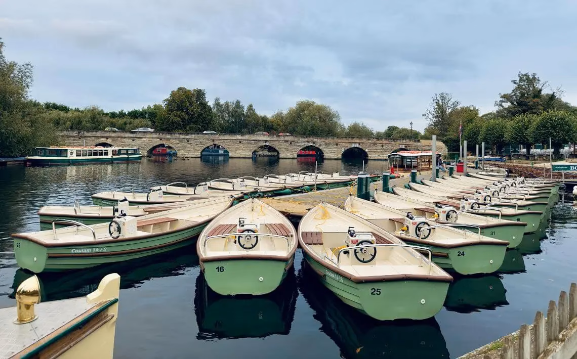 How much is a taxi from Stratford-upon-Avon to Birmingham Airport?