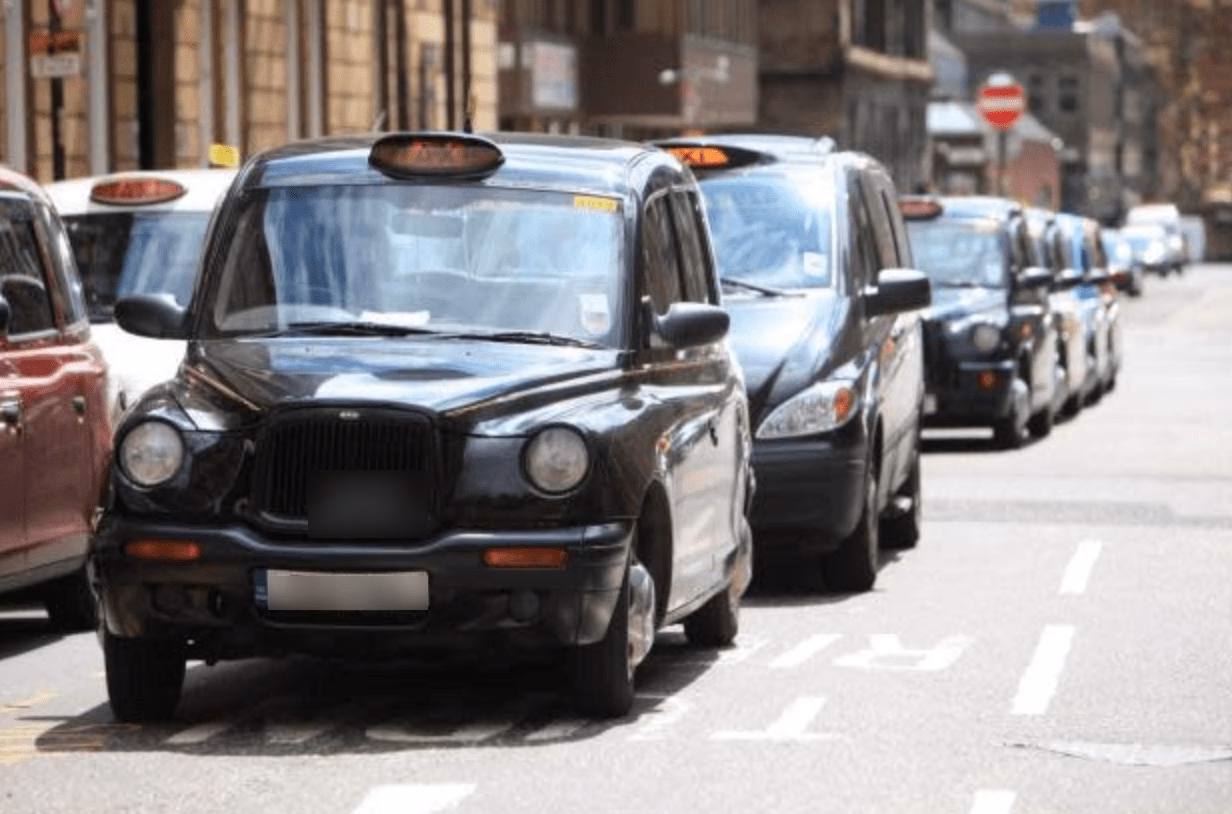 Are black taxis safe in Glasgow?