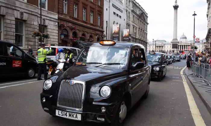 Is Uber Open to black cab drivers in London?