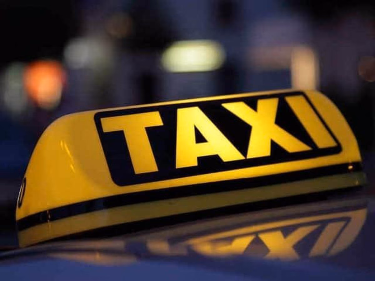 How do I become a taxi driver in Blackpool?