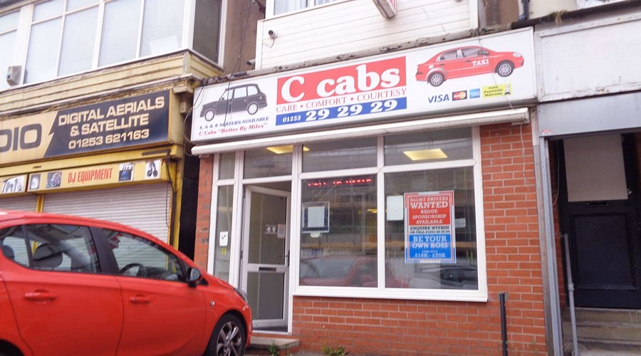 Where to eat in Blackpool if you have a dog?