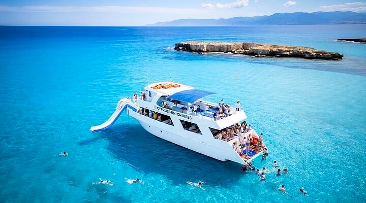 What is the best taxi service in Cyprus?