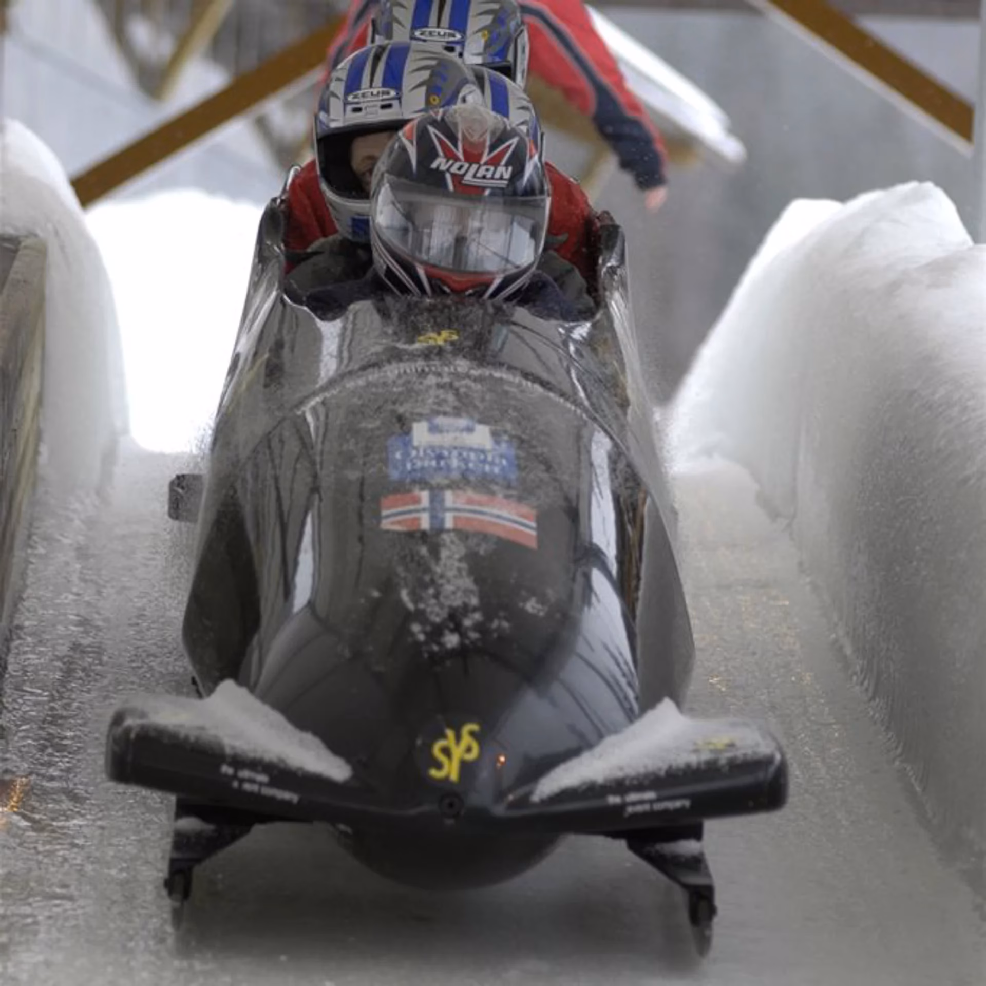 How do I get to bobsleigh & luge track in Sarajevo?
