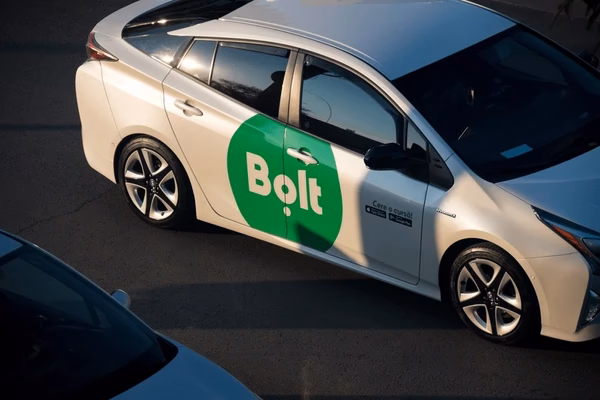 What is the best airport transfer service in Istanbul?