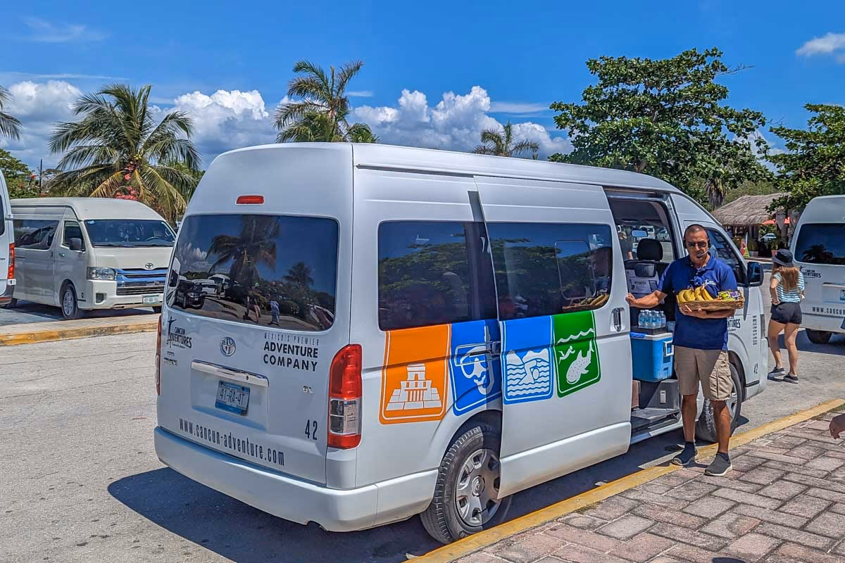 What is a good taxi service in Cancun?