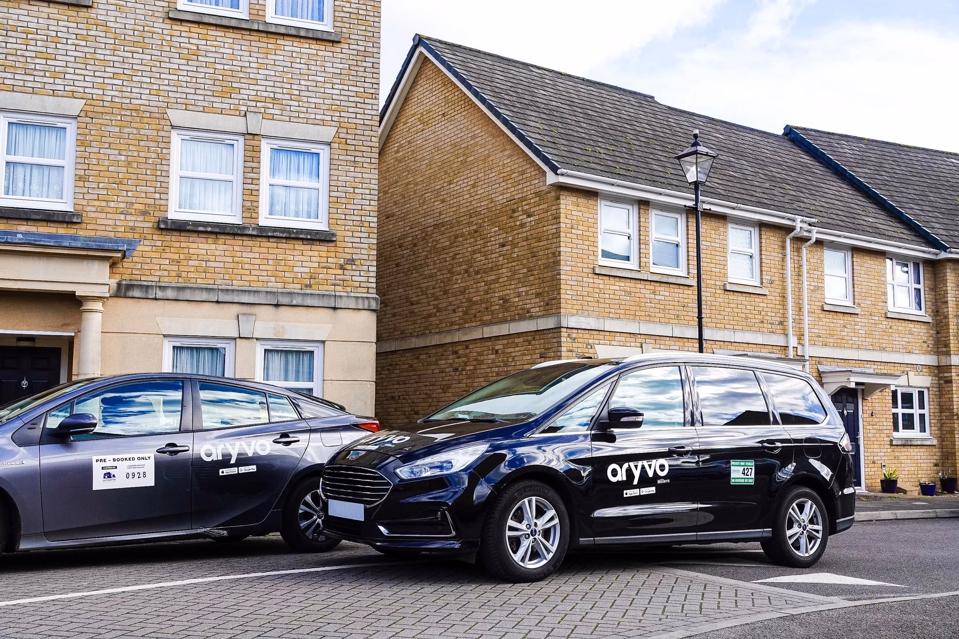 How do I book a taxi from Southampton to Heathrow?