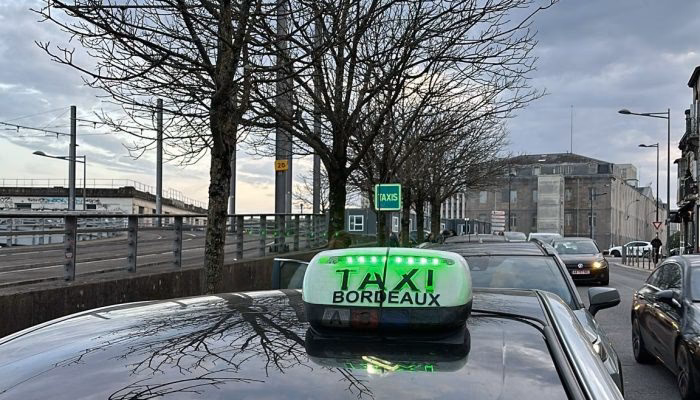 How much is Uber/taxis in Bordeaux?