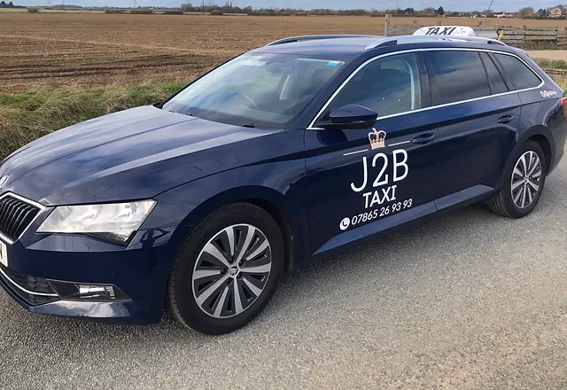 How to get from Boston to Sleaford by bus?