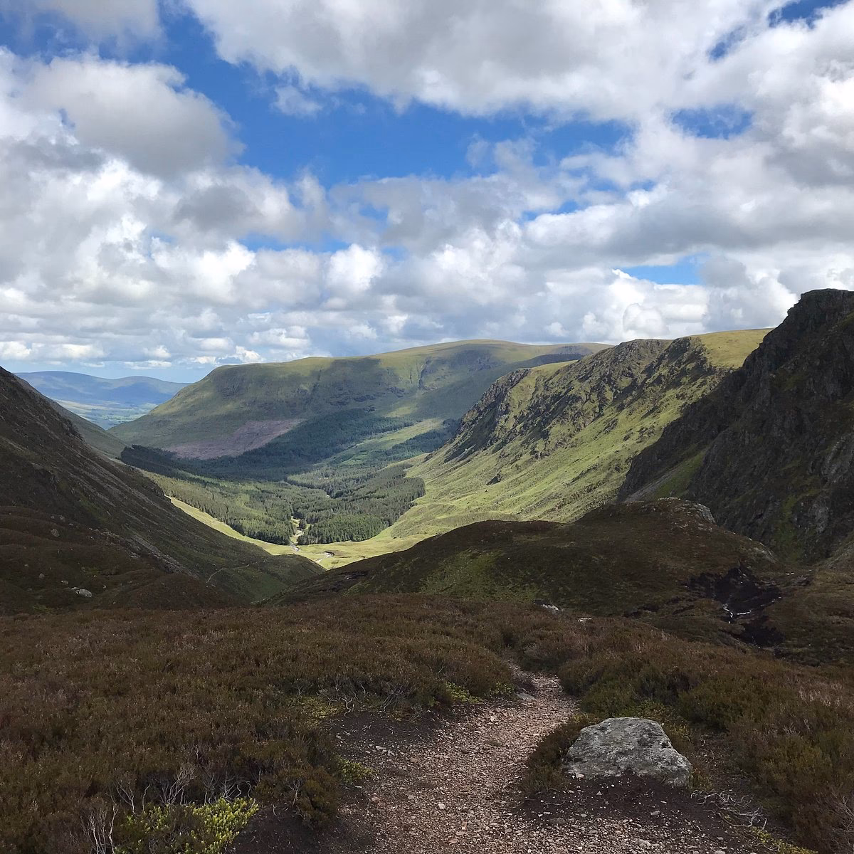 Where is Glen Doll Lodge located?