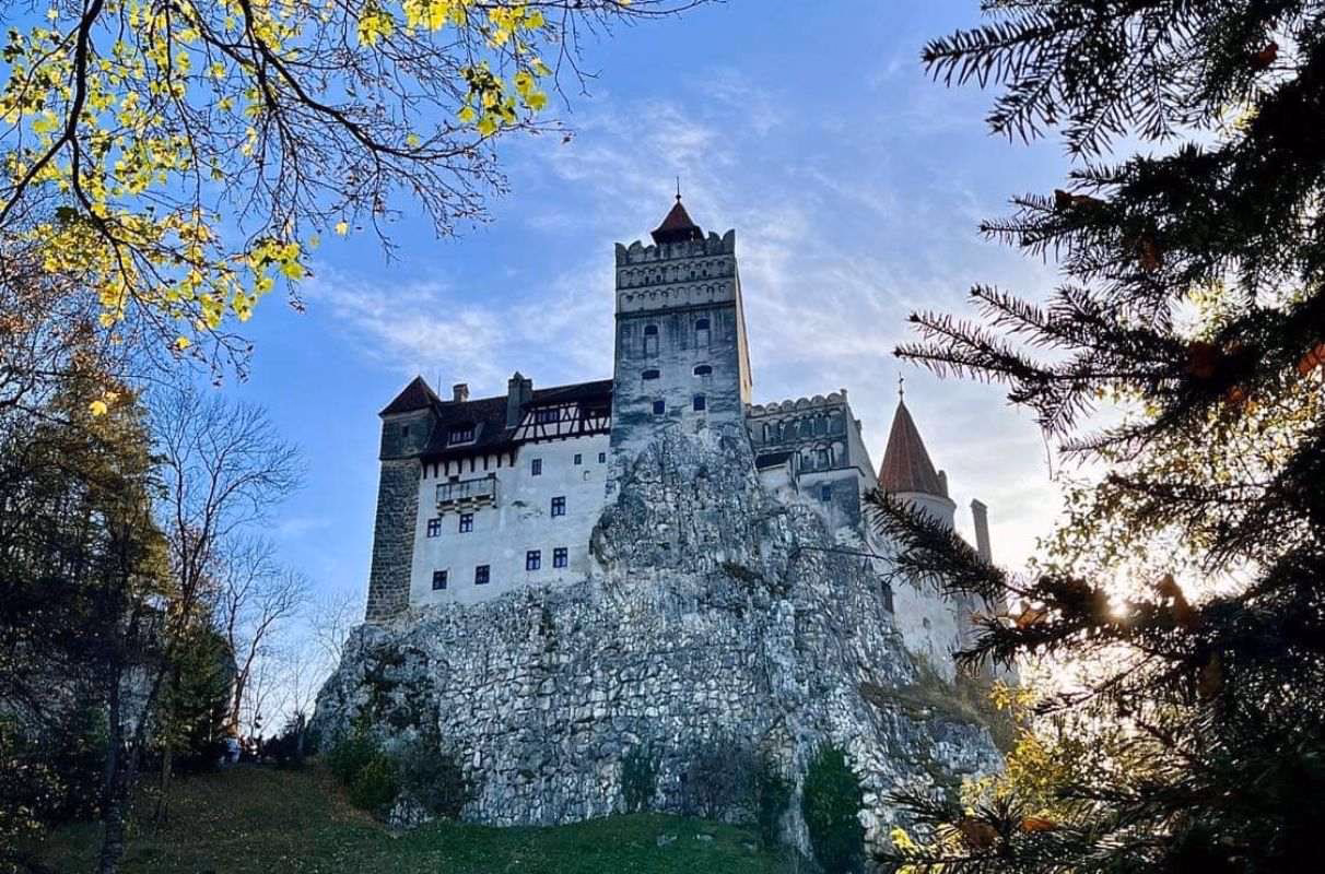 How to get to Bran Castle from Brasov?