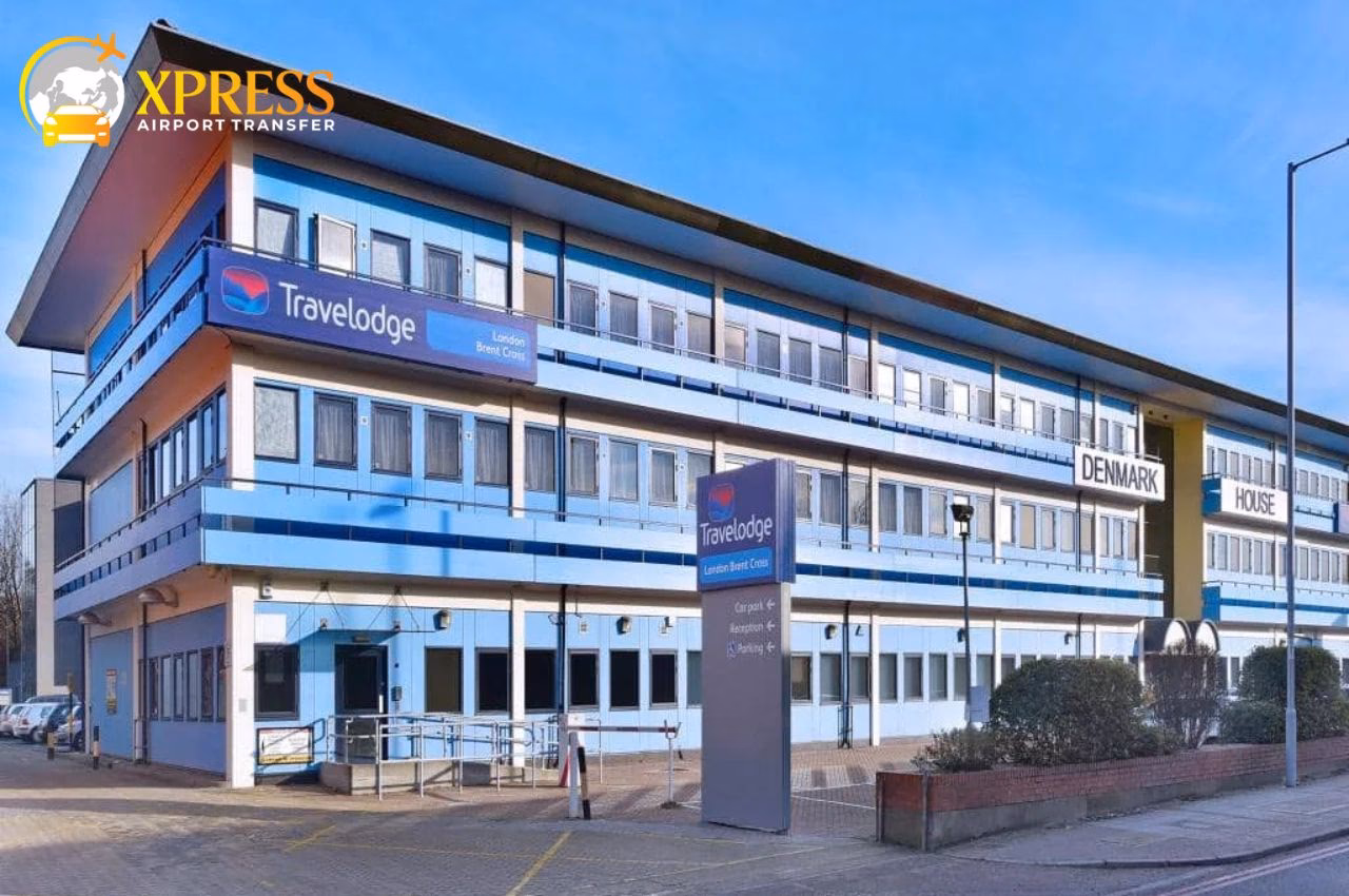 What companies run services between Wembley Stadium and Brent Cross?