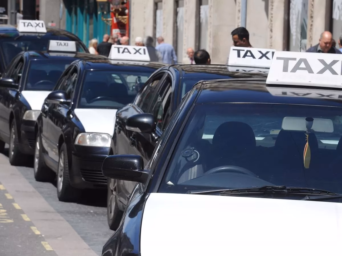 Which is a taxi company in Bridgend?