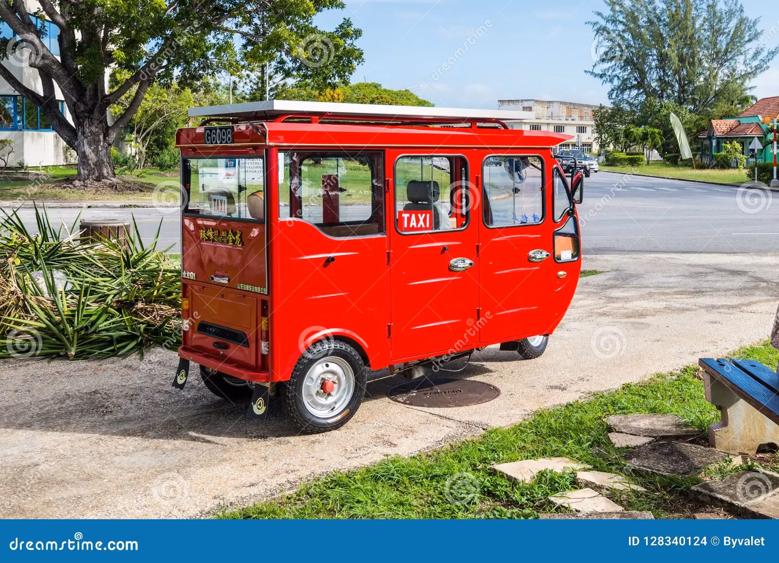 What are the best taxi services in Barbados?