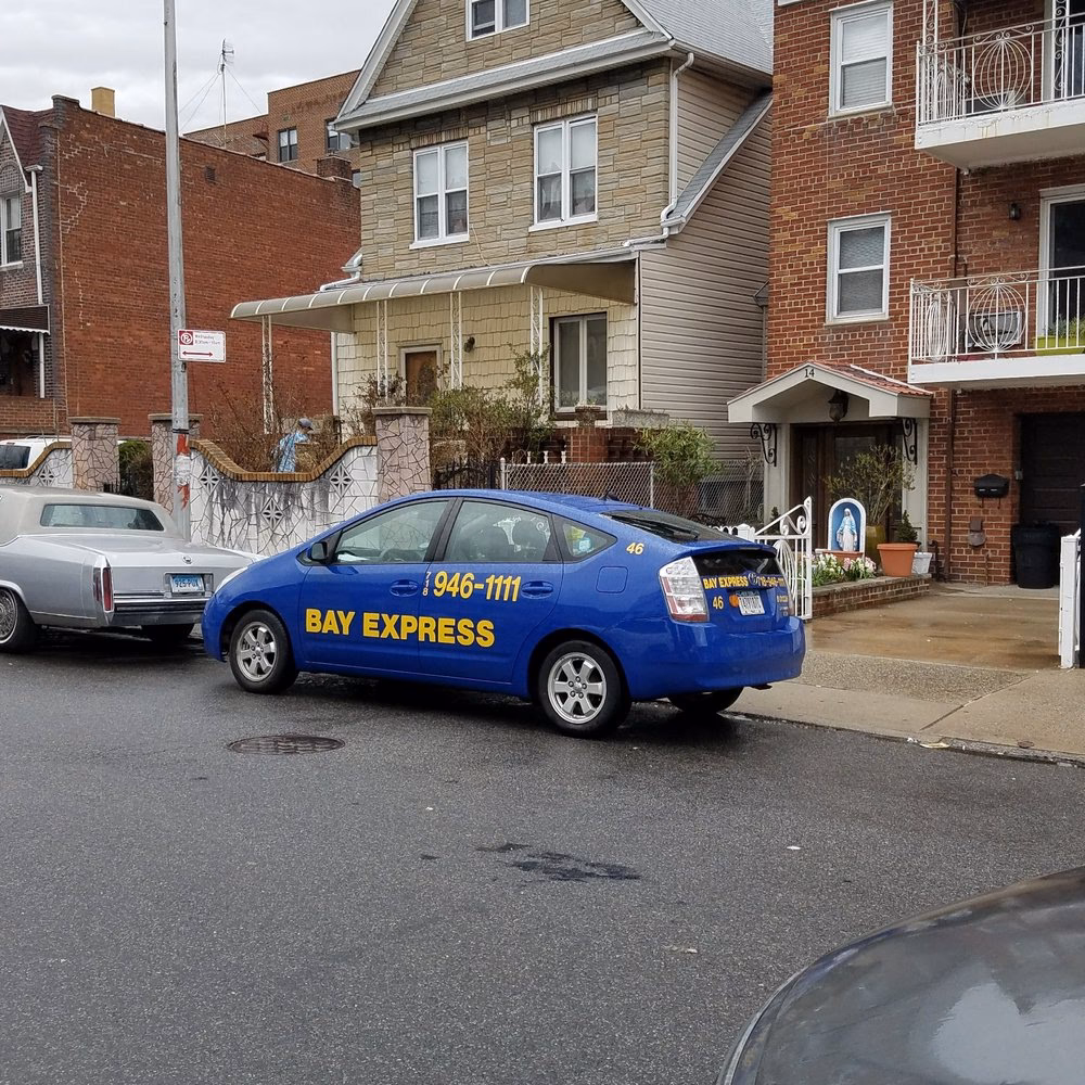 How do I get a taxi in Brighton & Hove?