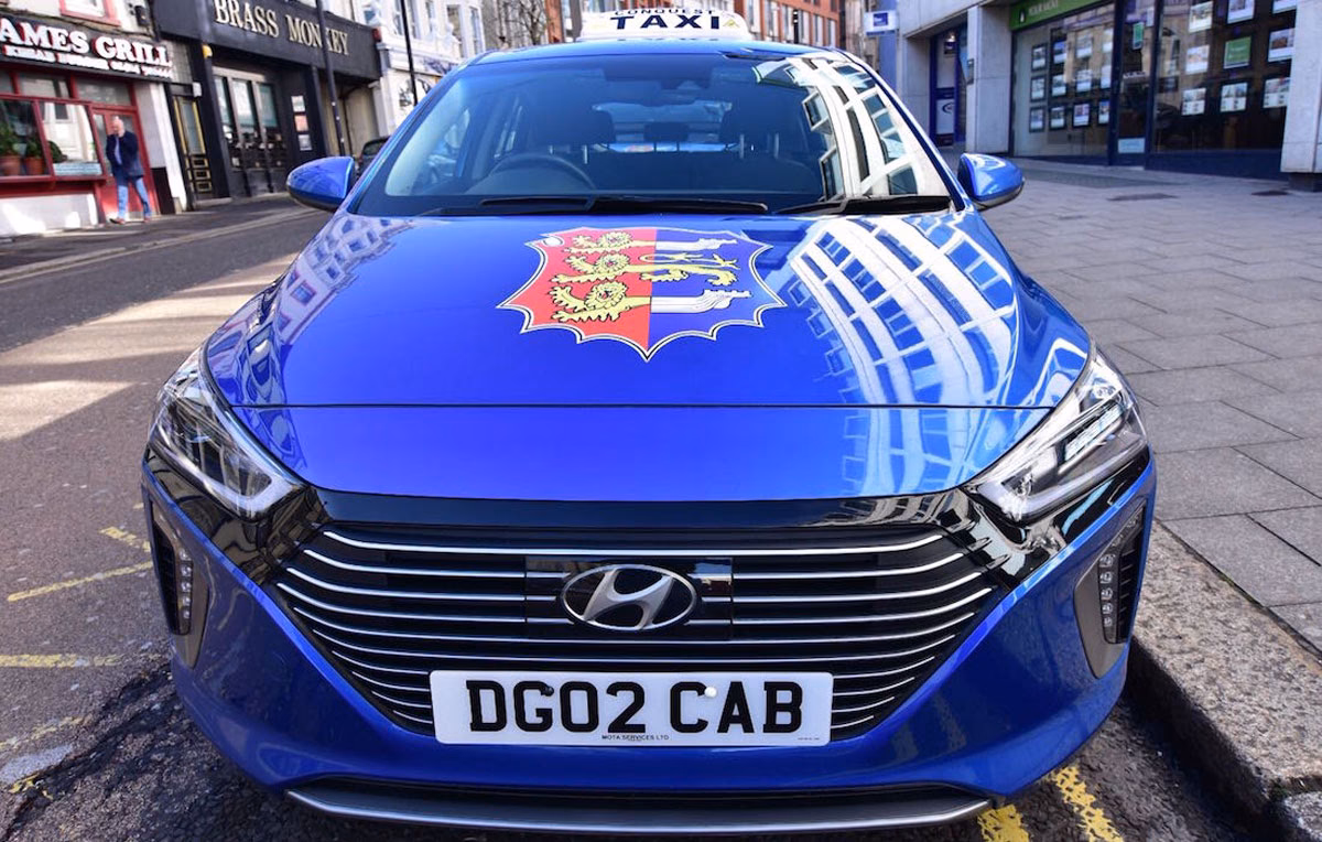 How do I get from Hastings to Brighton without a car?