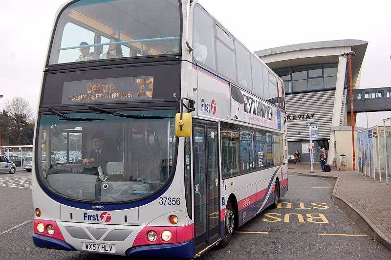 How do I get from Yate station to Bristol?