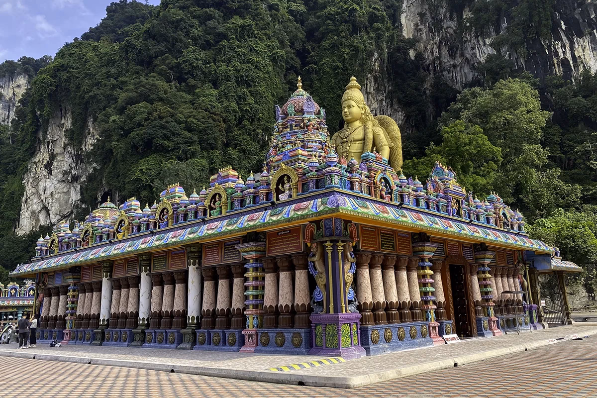 How to get to Batu Caves?