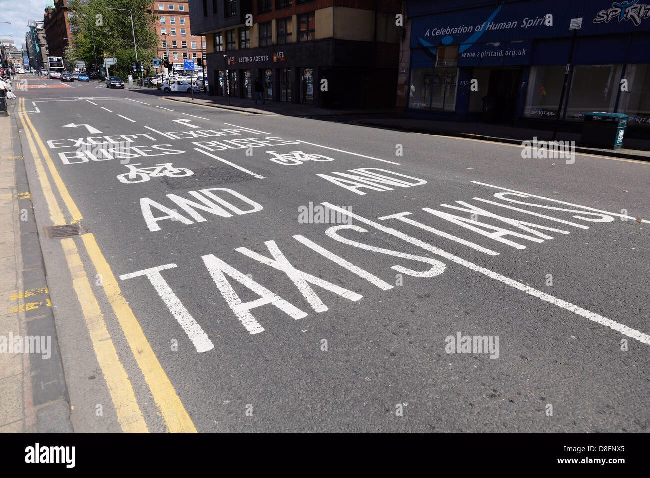 How much is a bus ticket in Glasgow?