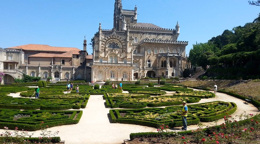 When was the Palace Hotel of Buçaco built?