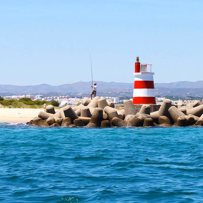 Why should you choose Cabanas de Tavira taxi service?