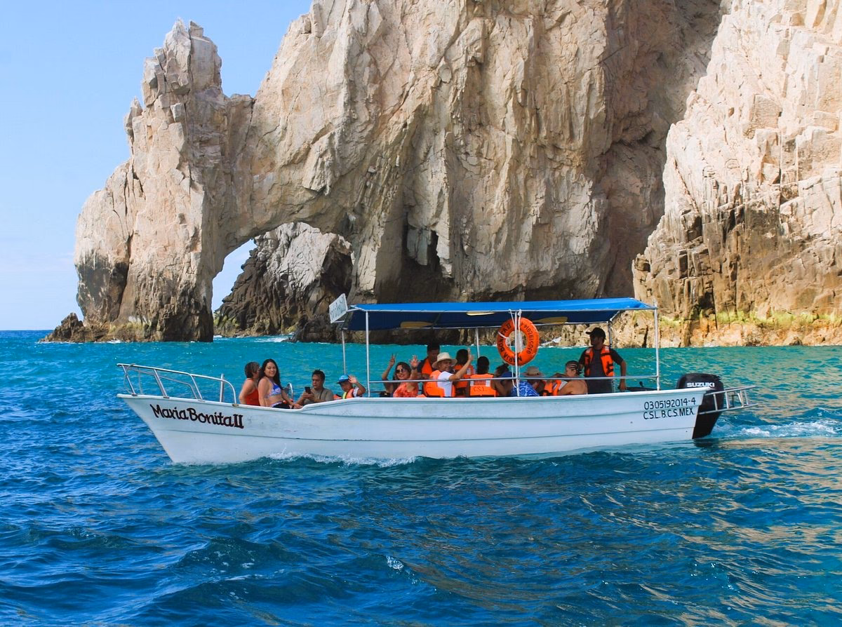 How much does a water taxi to Cabo San Lucas cost?
