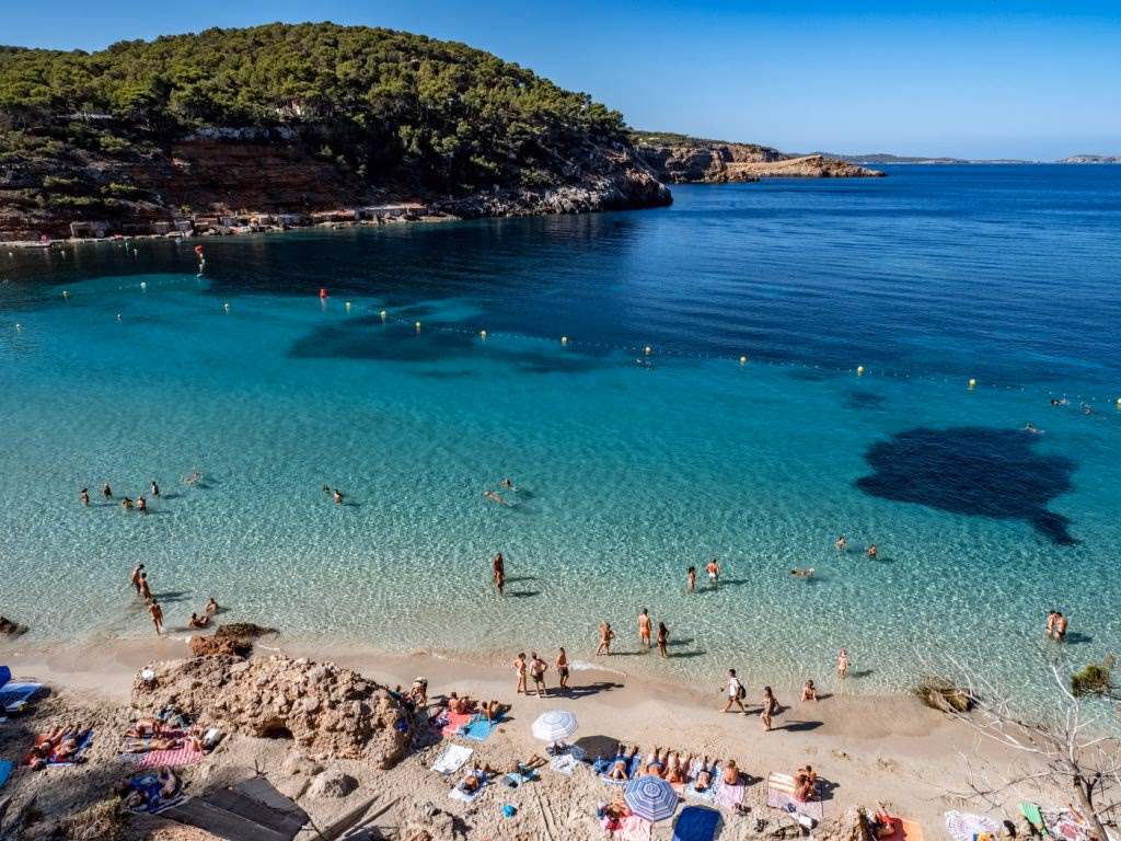 Is Cala Salada a good beach?