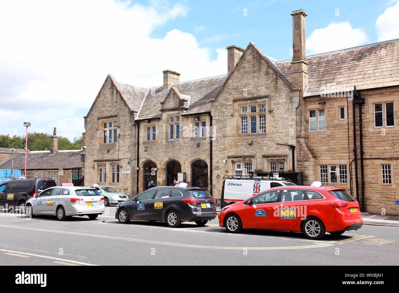 Where can I take a bus to Lancaster City Centre?