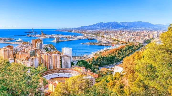 How to get a taxi from Malaga Airport?