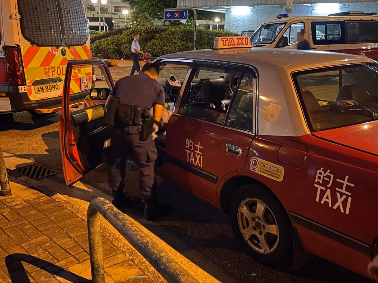 Can a police officer search a car if no power applies?