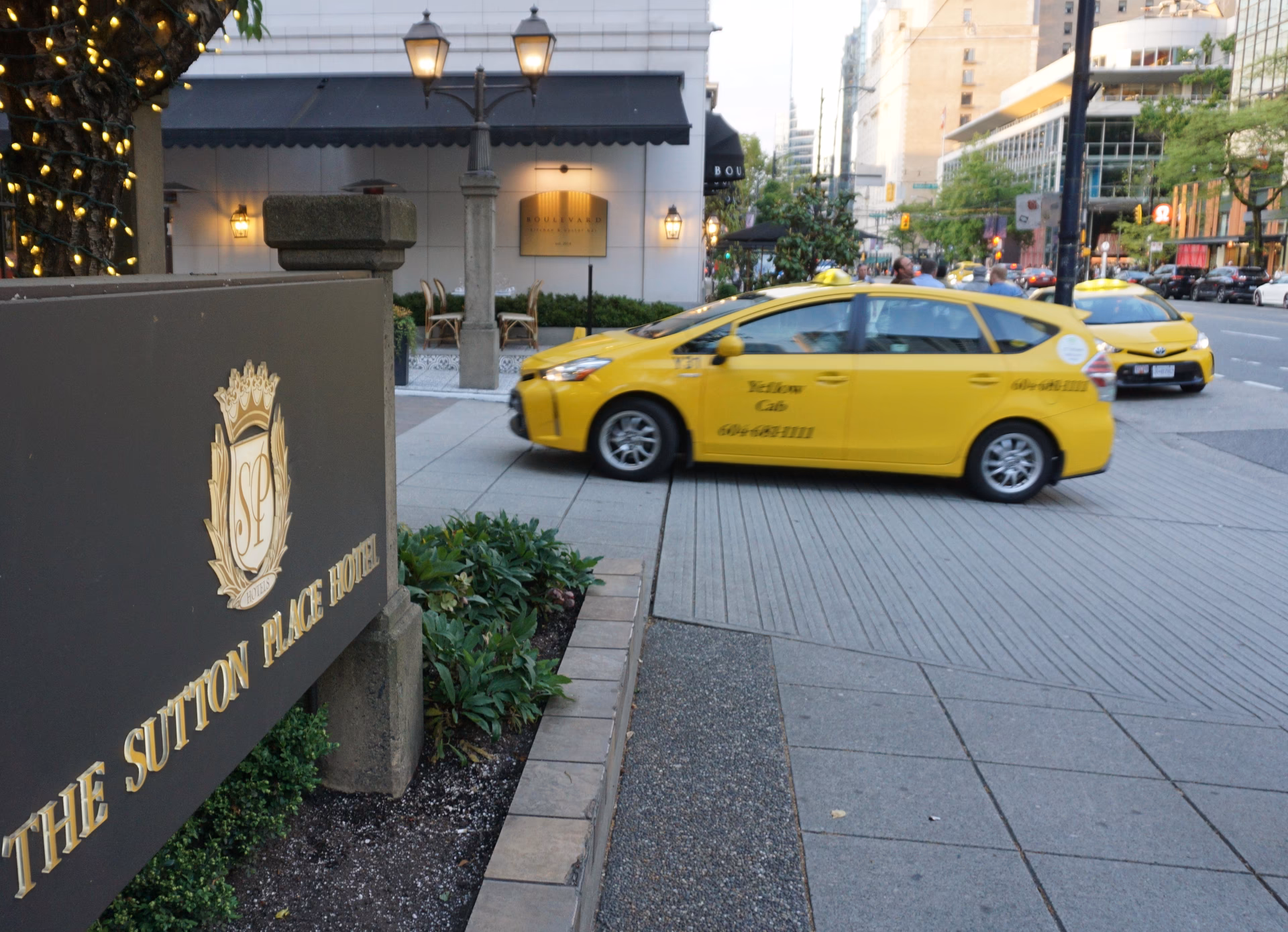 Should you take your car to a taxi?