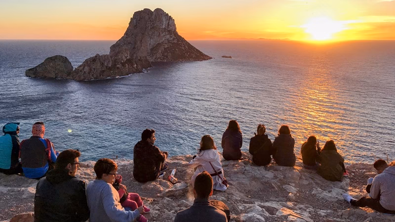 Where to see es Vedra?