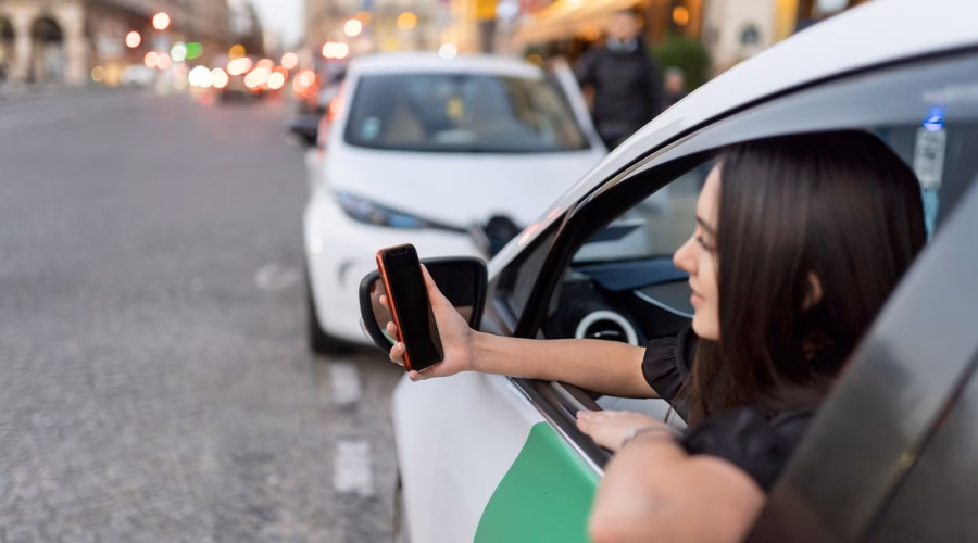 Does Mornington Peninsula taxi offer a safe & cost-effective taxi service?