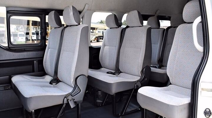 How good is the airport transfer service in Cape Town?