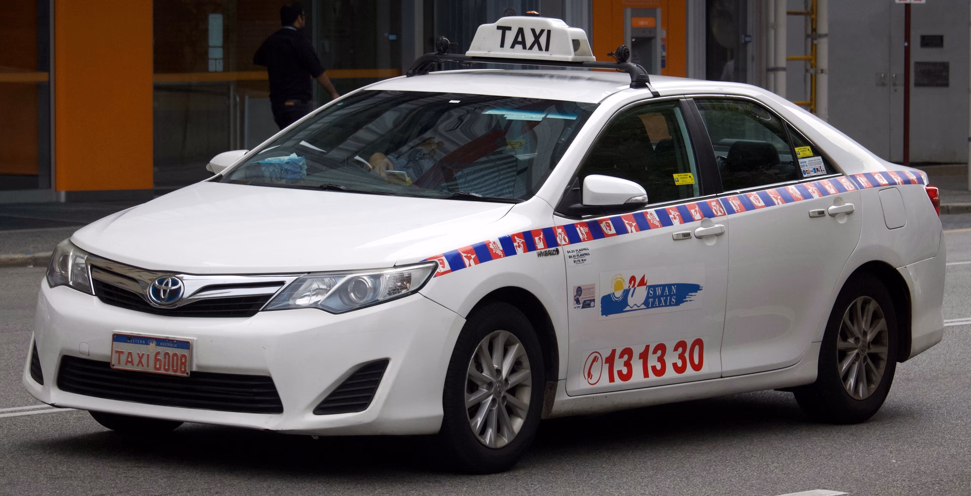 What do I need to rent a car in Hackney?