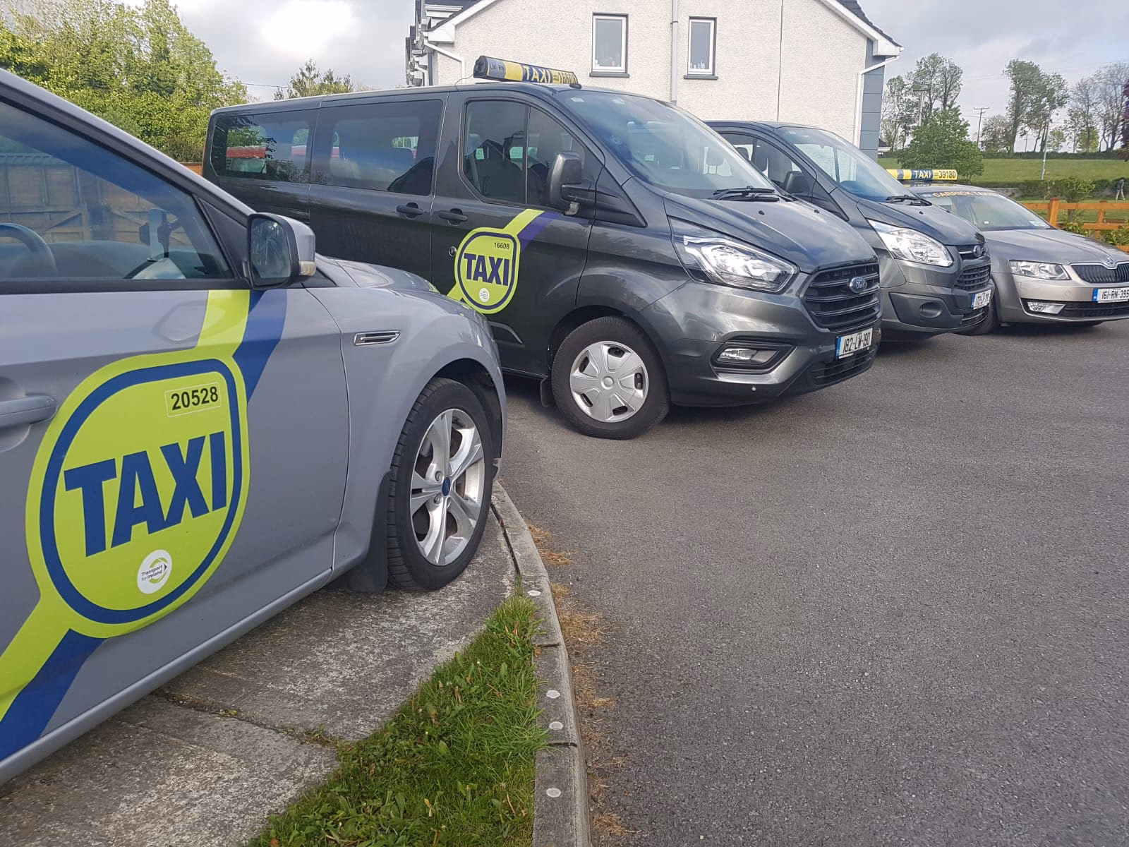 What services does Carrick on Shannon offer?