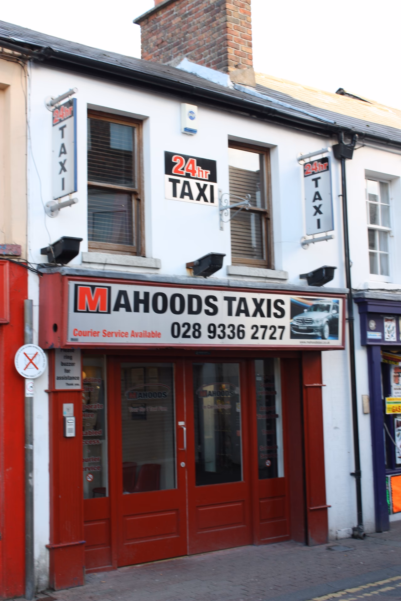 How do I get to Carrickfergus from Belfast?