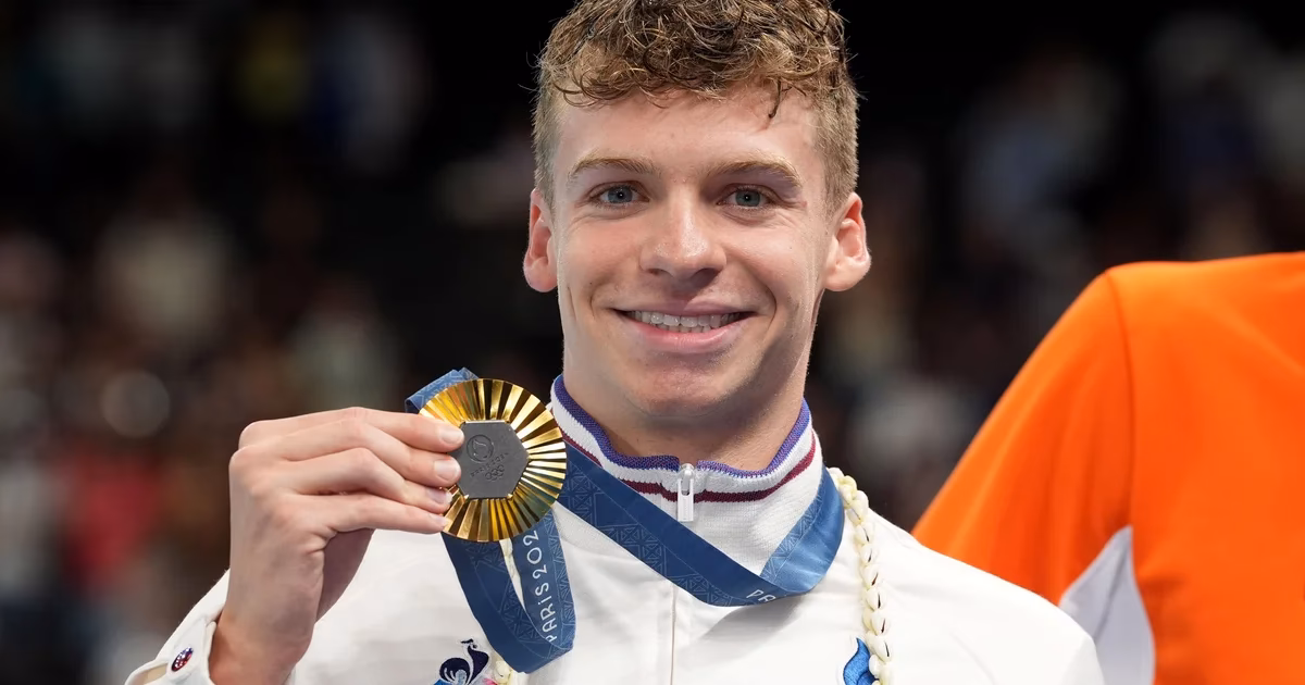 Was Carthy's 'Scarborough Fair' adapted by Paul Simon?