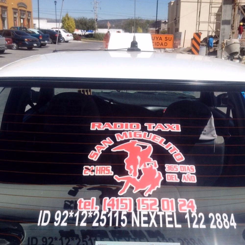 Does the taxi centre offer a taxi service?