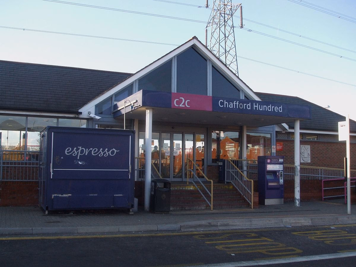 How do I access Chafford Hundred RM16 6qq?