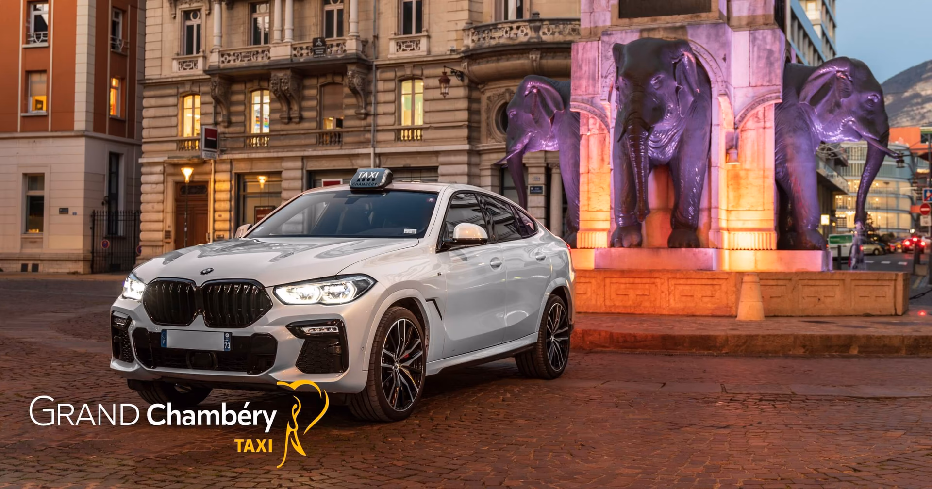 How to get from Chambery airport to the ski resorts?