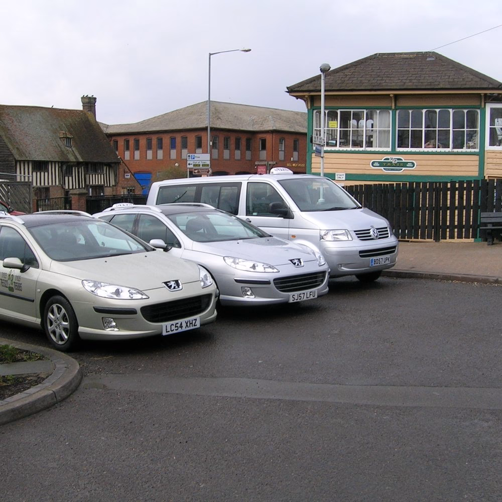 Who are chariots wedding & executive cars?